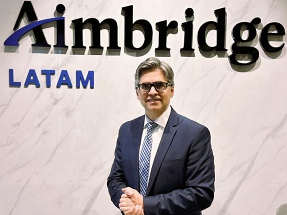 Alex-Fliz-Presidente-Aimbridge-Latam-All-Inclusive.jpg