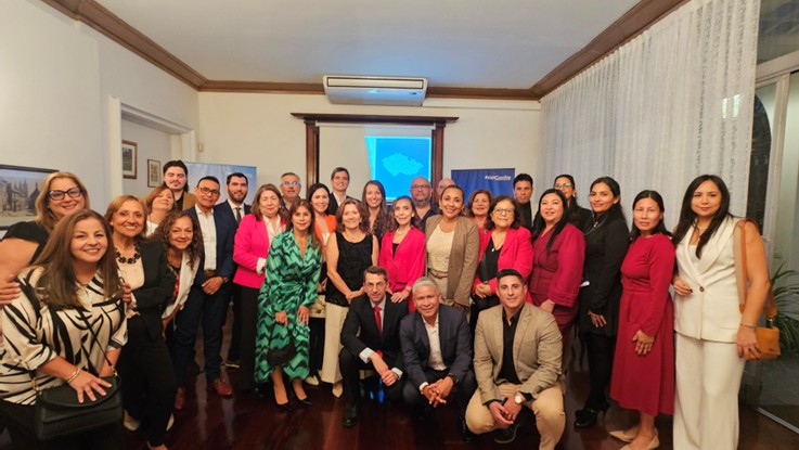 coctel-en-lima-de-republica-checa-20-anos-en-latam.jpg