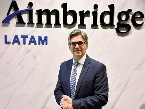 Alex-Fliz-Presidente-Aimbridge-Latam-All-Inclusive.jpg