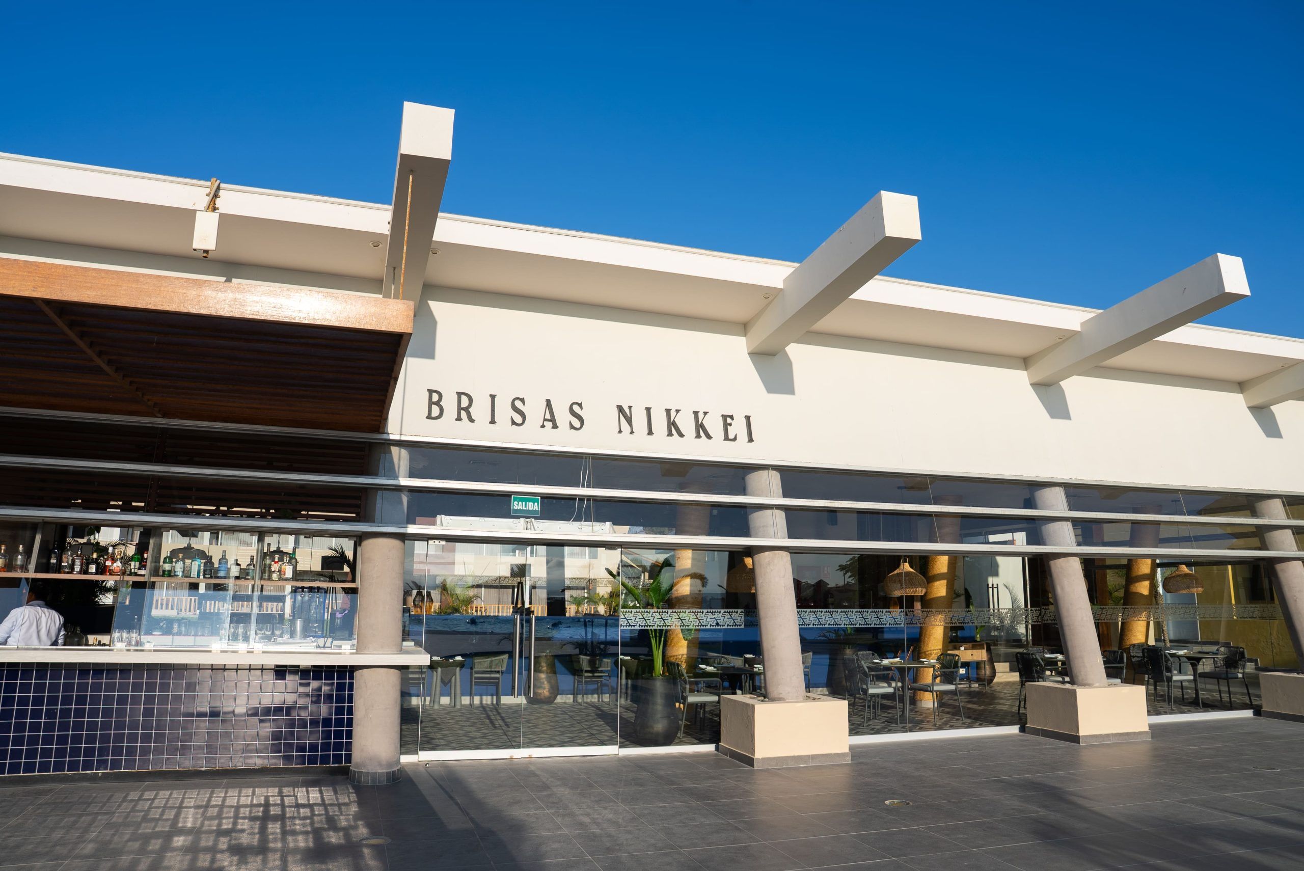 brisas-nikkei-aranwa-paracas-resort-spa-barra-nikkei-scaled.jpg