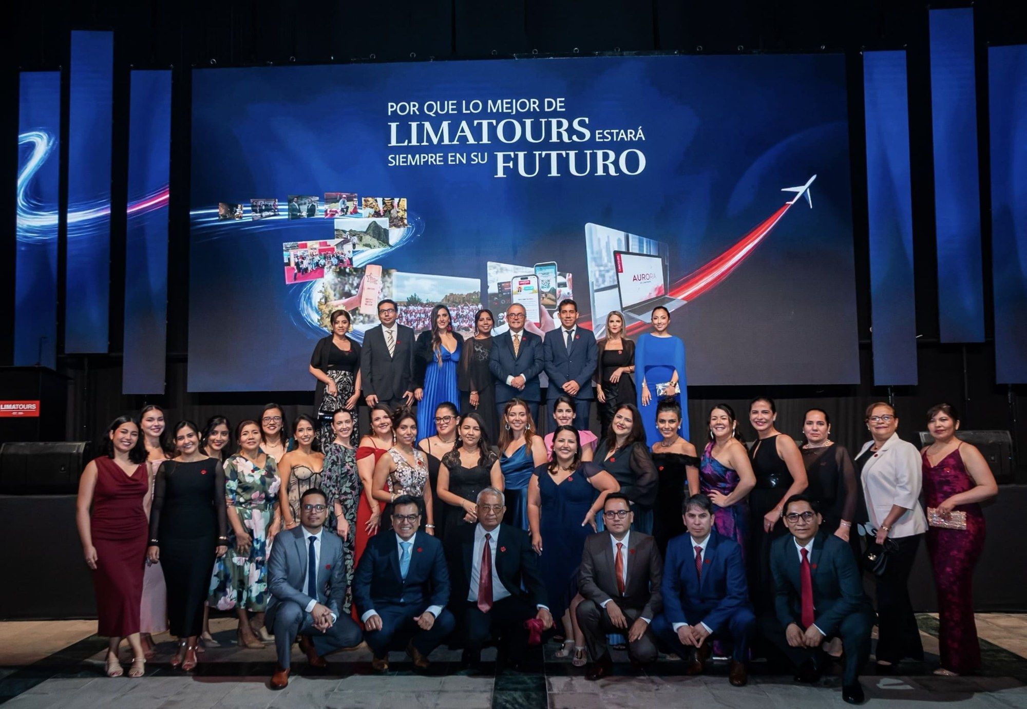 limatours-70-anos-celebracion-equipo-clientes-aliados-lima.jpg