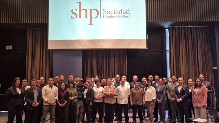 sociedad-hoteles-del-peru-comite-alimentos-bebidas-chefs-cena-aniversario.jpg