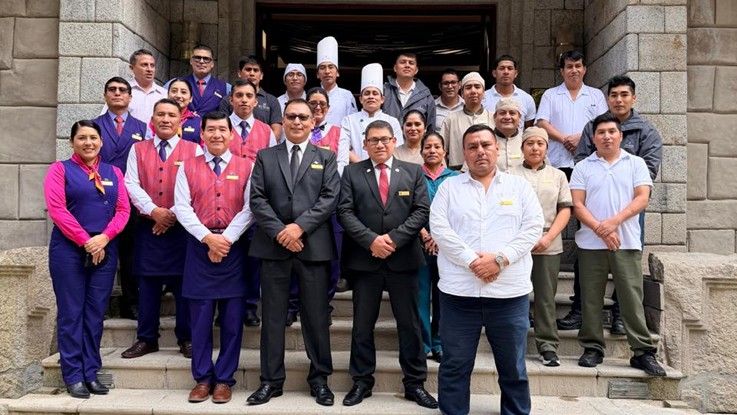sumaq-machu-picchu-hotel-19-aniversario-equipo-colaboradores.jpg